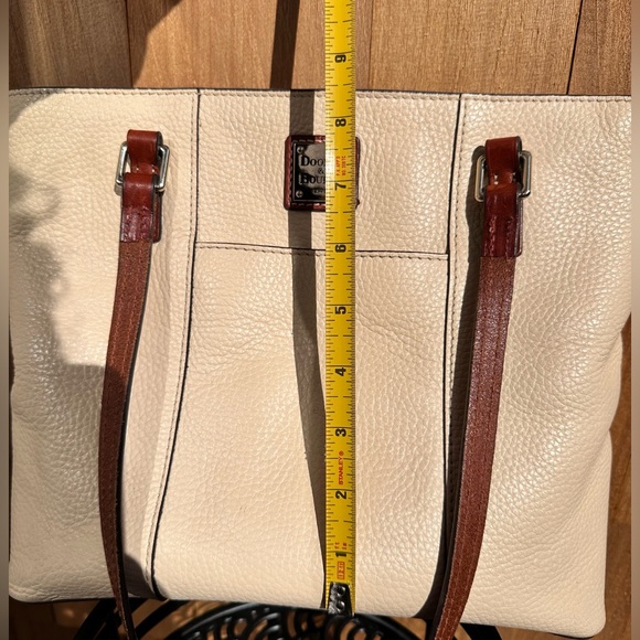 Dooney & Bourke 
Pebble Grain Lexington Tote Bag - Picture 4 of 11